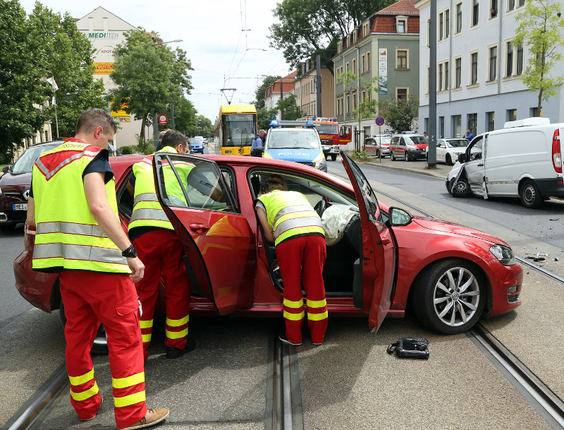 unfall leipziger strasse golf