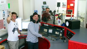 Coloradiomoderatoren im Studio auf der Jordanstraße