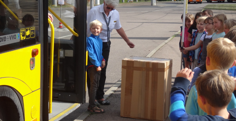 DVB Verkehrserziehung 2308 haltestelle