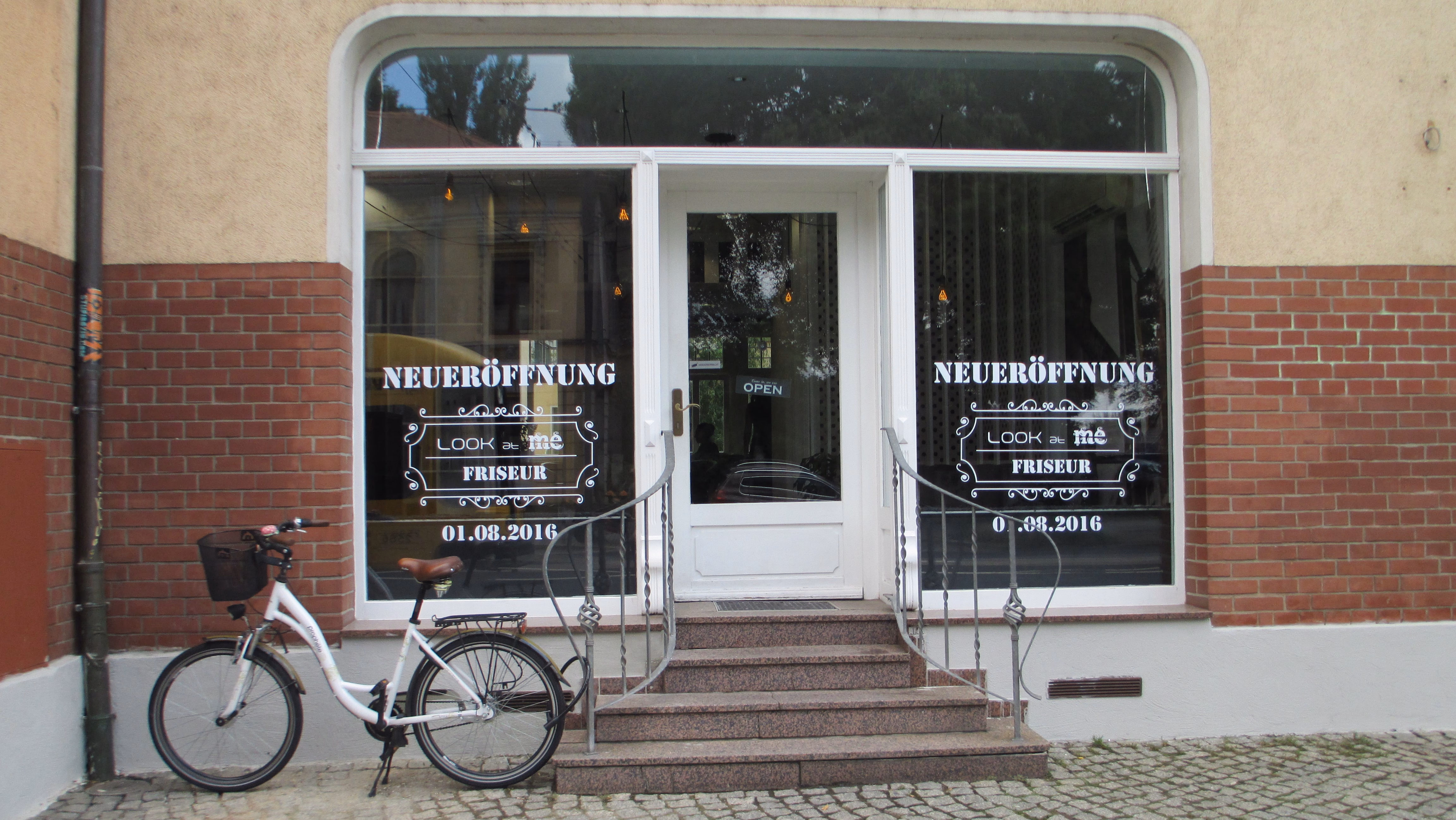 Das neue Geschäft an der Haltestelle Puschkinplatz