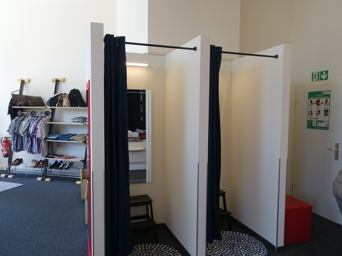 DRK Fairkauf umkleide