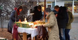 Advent in Pieschen: Mit Herz, Licht und Glühwein advent in pieschen markt