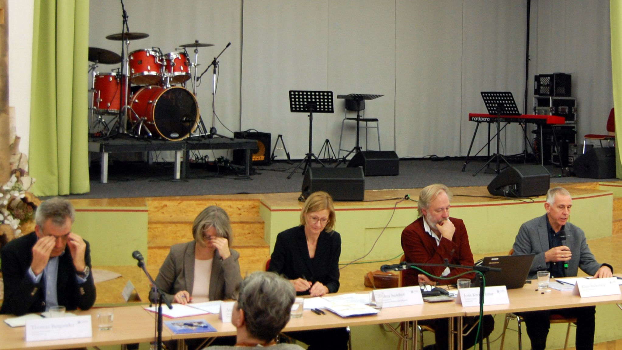 Podium, Bürgerbeteiligung, 15. November