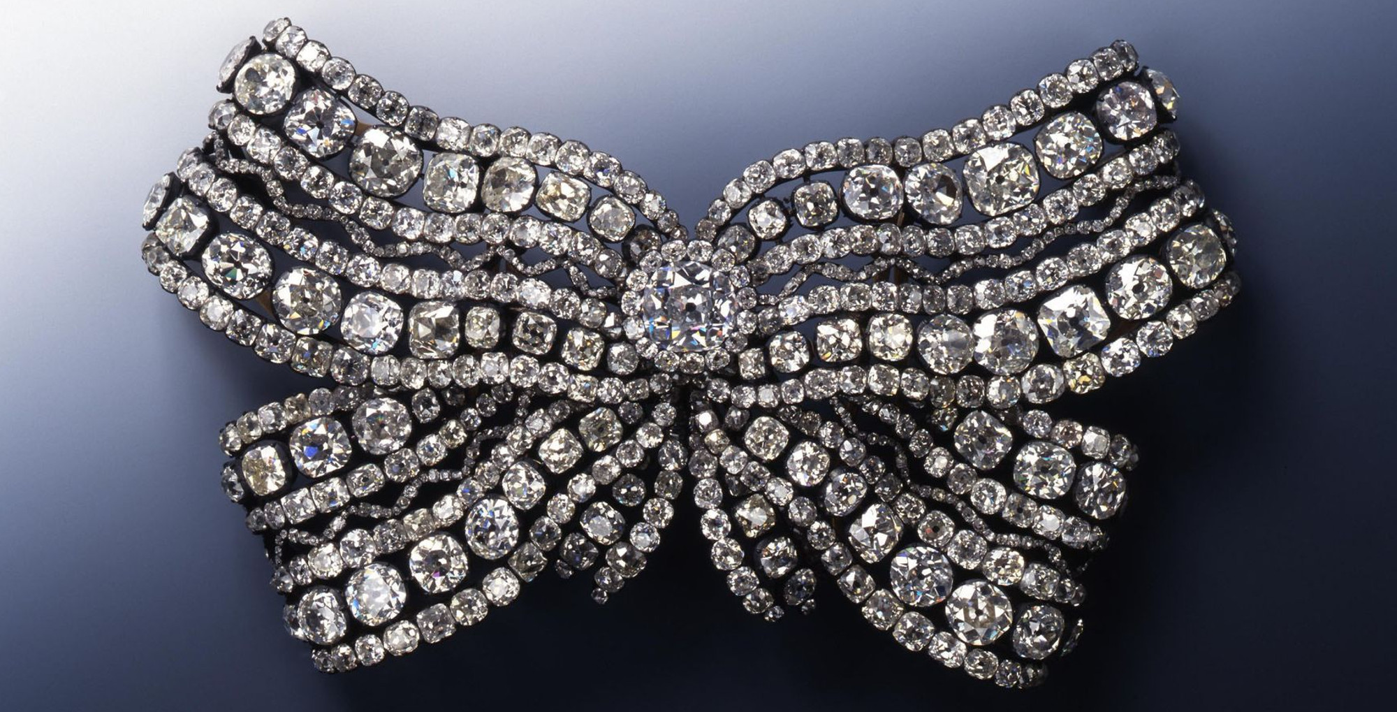 Grünes Gewölbe Einbruch Große Brustschleife