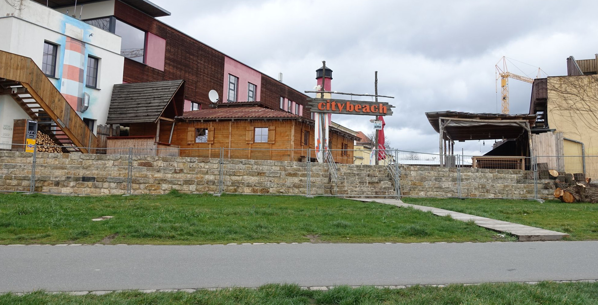 Citybeach Wiese Bauaufsicht