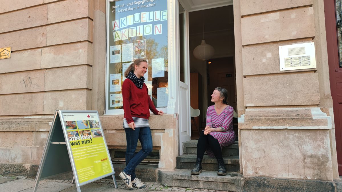 Mitarbeiterinnen Magdalena Wanzek (links) und Maxi Luise Kabella (recht) - Foto: Maren Kaster
