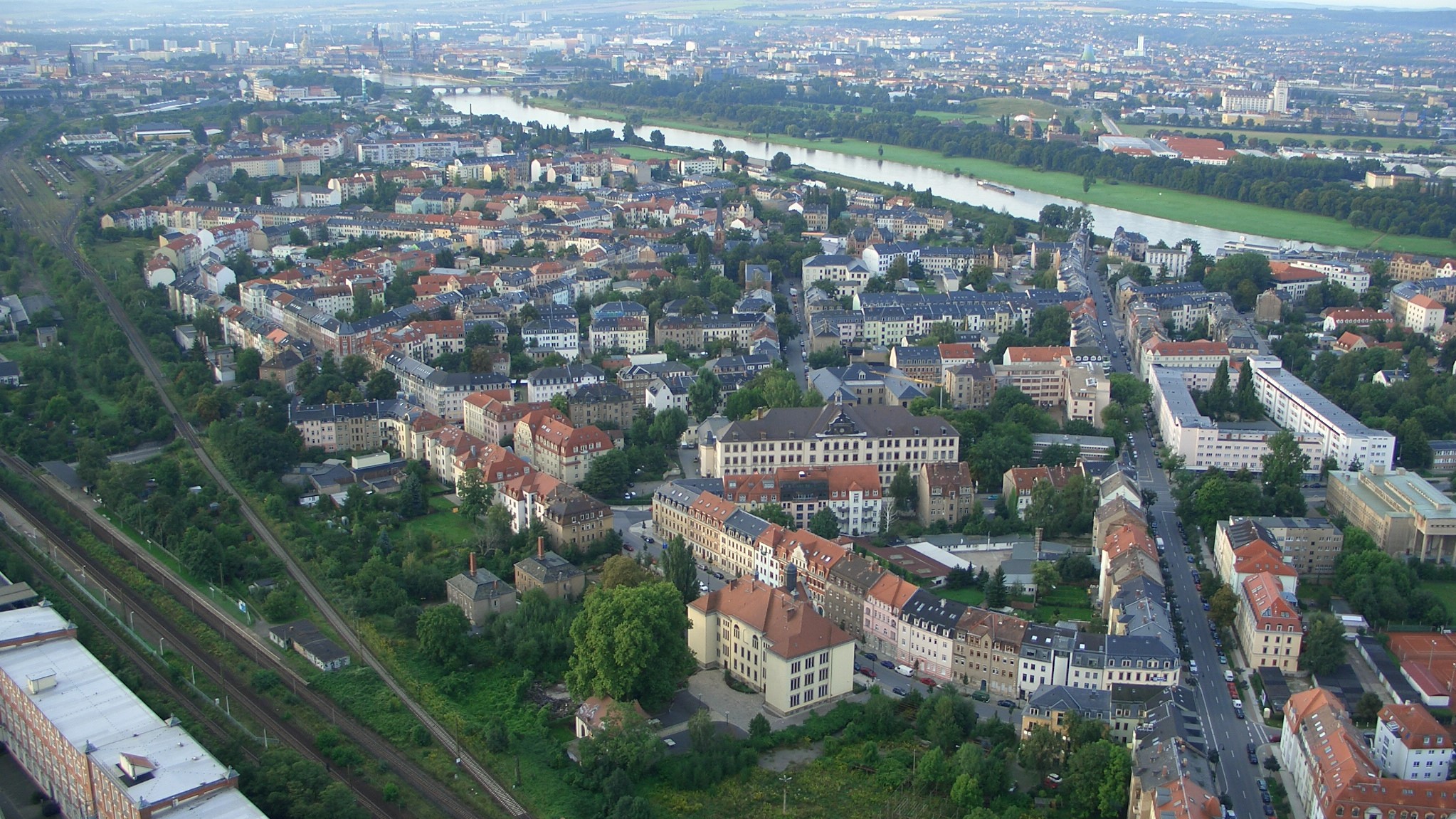 Luftaufnahme Pieschen - Foto: Landeshauptstadt Dresden, Amt für Stadtplanung und Mobilität
