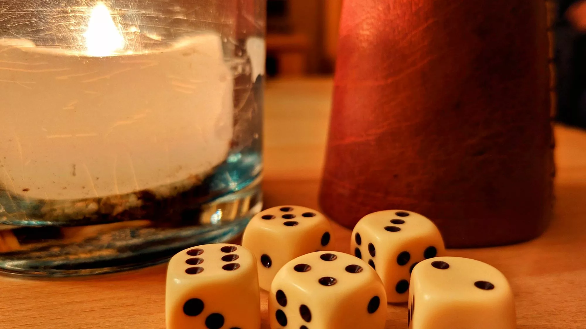 Würfelspiel - Foto: J. Frintert