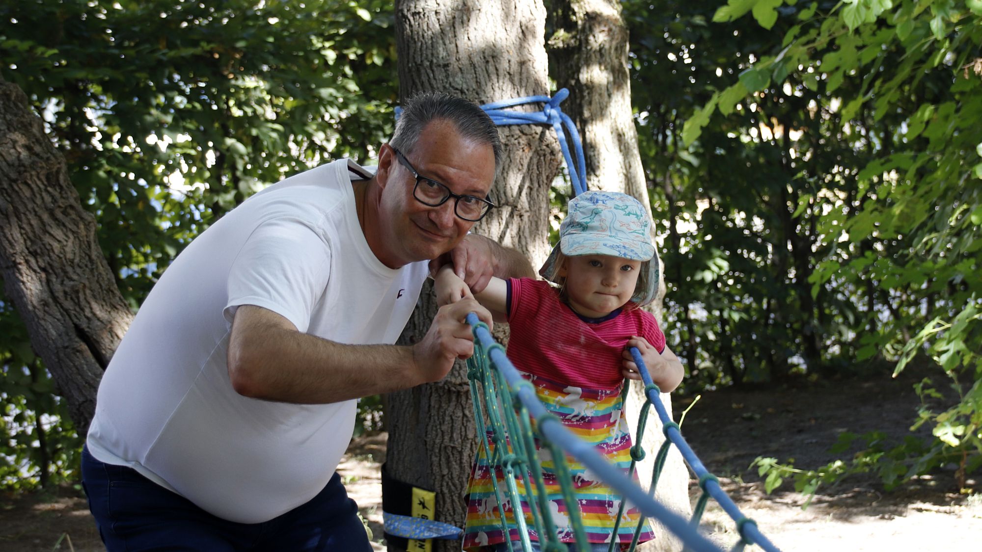 Bildungsbürgermeister Jan Donhauser beim Besuch der Kita "Sonnenschein" - Foto: J. Frintert