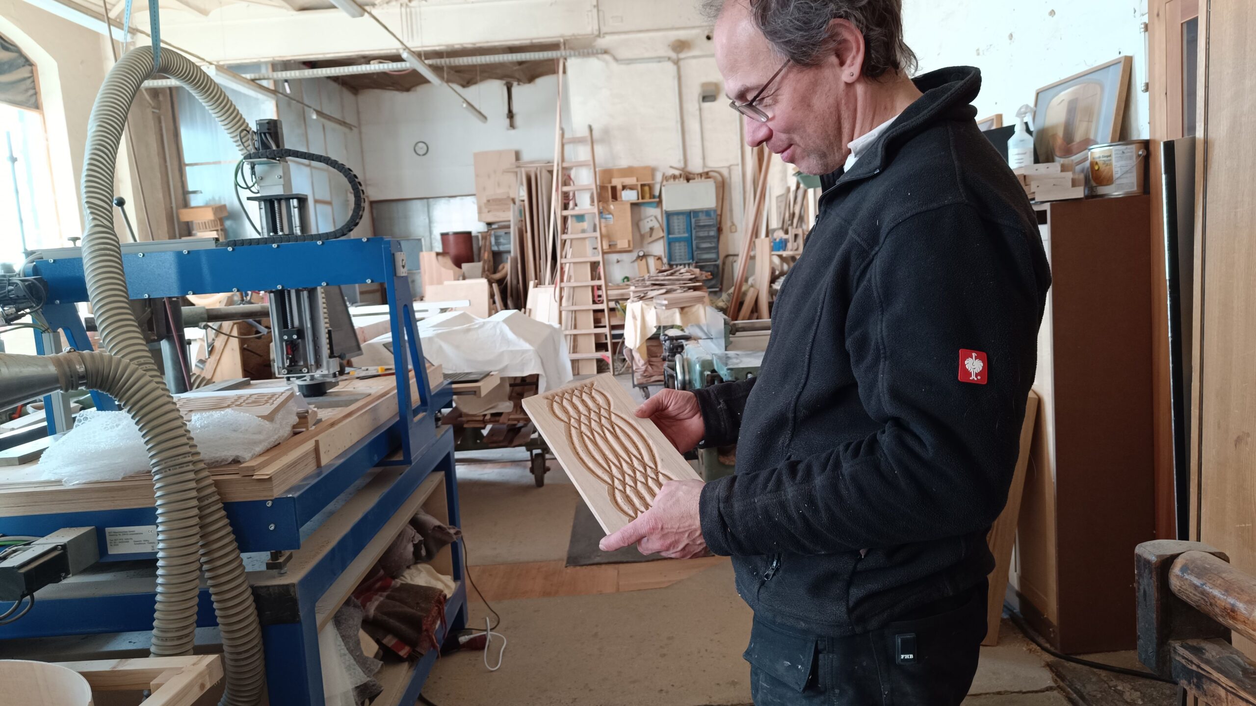 Beyer mit einem "Artefact"