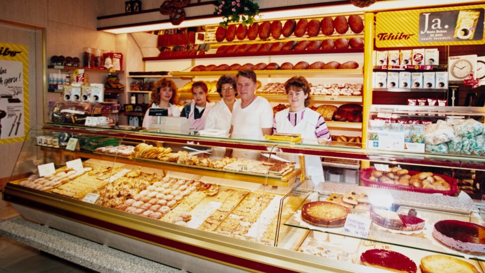 Das Team der "Bäckerei Walther" im Jahr 1992. Foto: Kexerei - die Keks-Manufaktur