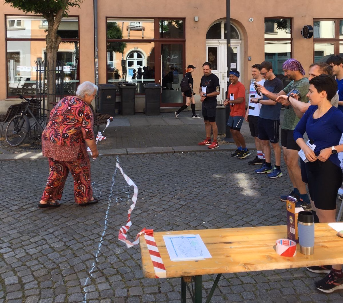 Sonntagmorgens zum Stadtteilfest