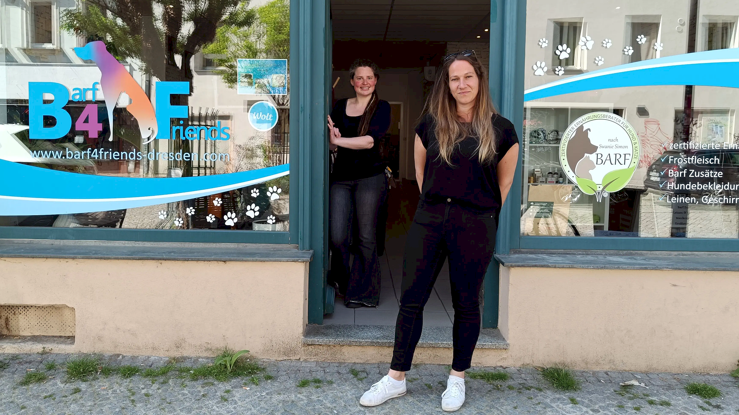 Durch zahlreiche Weiterbildungen in der Ernährungsberatung können Brodt und Irmscher Tierbesitzern Tipps für artgerechte Fütterung geben. Foto: S. Reichel