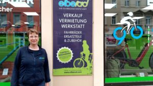 Radladeninstitution "Elberad" schließt - Räumungsverkauf startet am Donnerstag Nach mehr als neunzig Jahren Familien-Fahrradgeschäft schließt das "elberad".