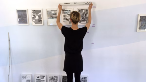 In der Werkgalerie der Kreativen Werkstatt sind zurzeit Bilder von Claudia Kleiner zu sehen. Foto: Kreative Werkstatt