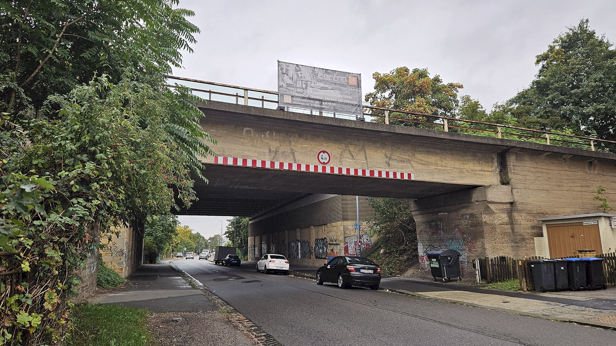 Das Ende ist nah: Werkbahnbrücke in Dresden-Kaditz wird ab kommenden Montag abgerissen. Foto: J. Frintert