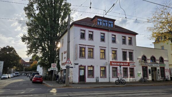 Begegnungsstätte "Roter Baum" - Foto: J. Frintert