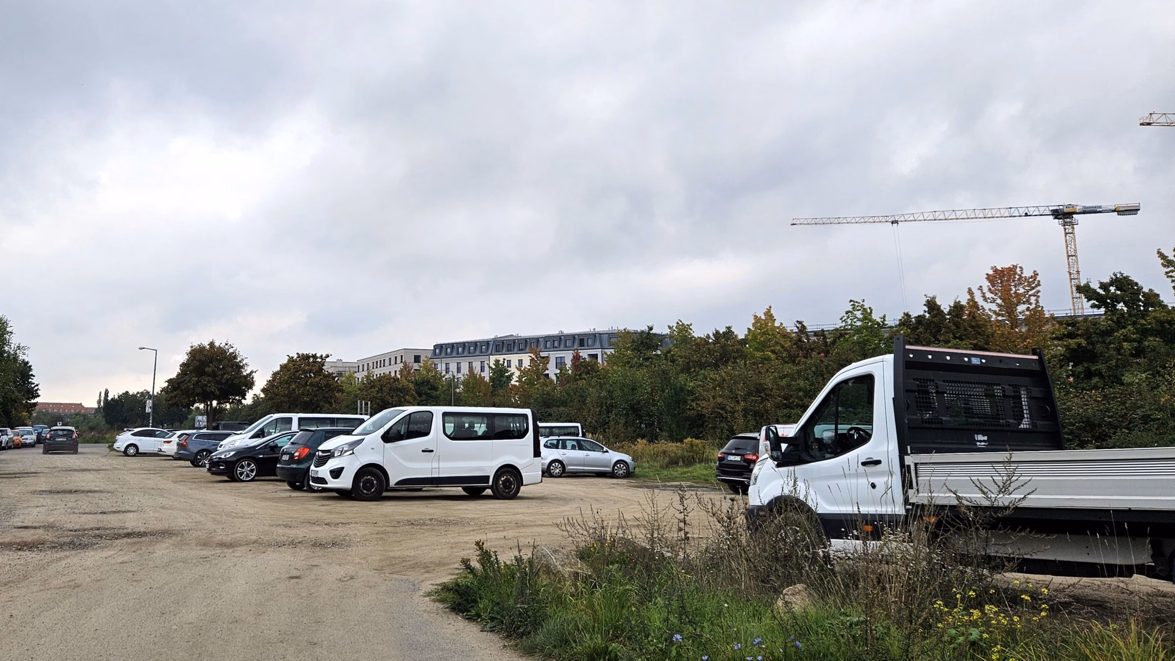 An dieser Stelle soll künftig ein Mehrfamilienhaus stehen. Foto: J. Frintert