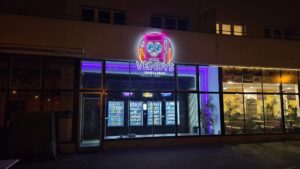 Einbruch im Automatenladen "Vendys" auf der Rehefelder Straße Foto: Vendys