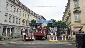 Es geht los: Sankt Pieschen bereitet sich vor Sankt Pieschen steht in den Startlöchern. Offiziell geht es ab 18 Uhr los. Foto: J. Frintert