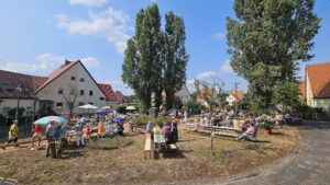 100 Jahre Kriegersiedlung Dresden-Trachau Bei bestem Wetter (nicht zu warm) wurde am Sonntag das hundertjährige Jubiläum gefeiert. Foto: J. Frintert